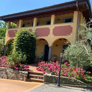 Casa Vacanze La Fioca Ferienhaus